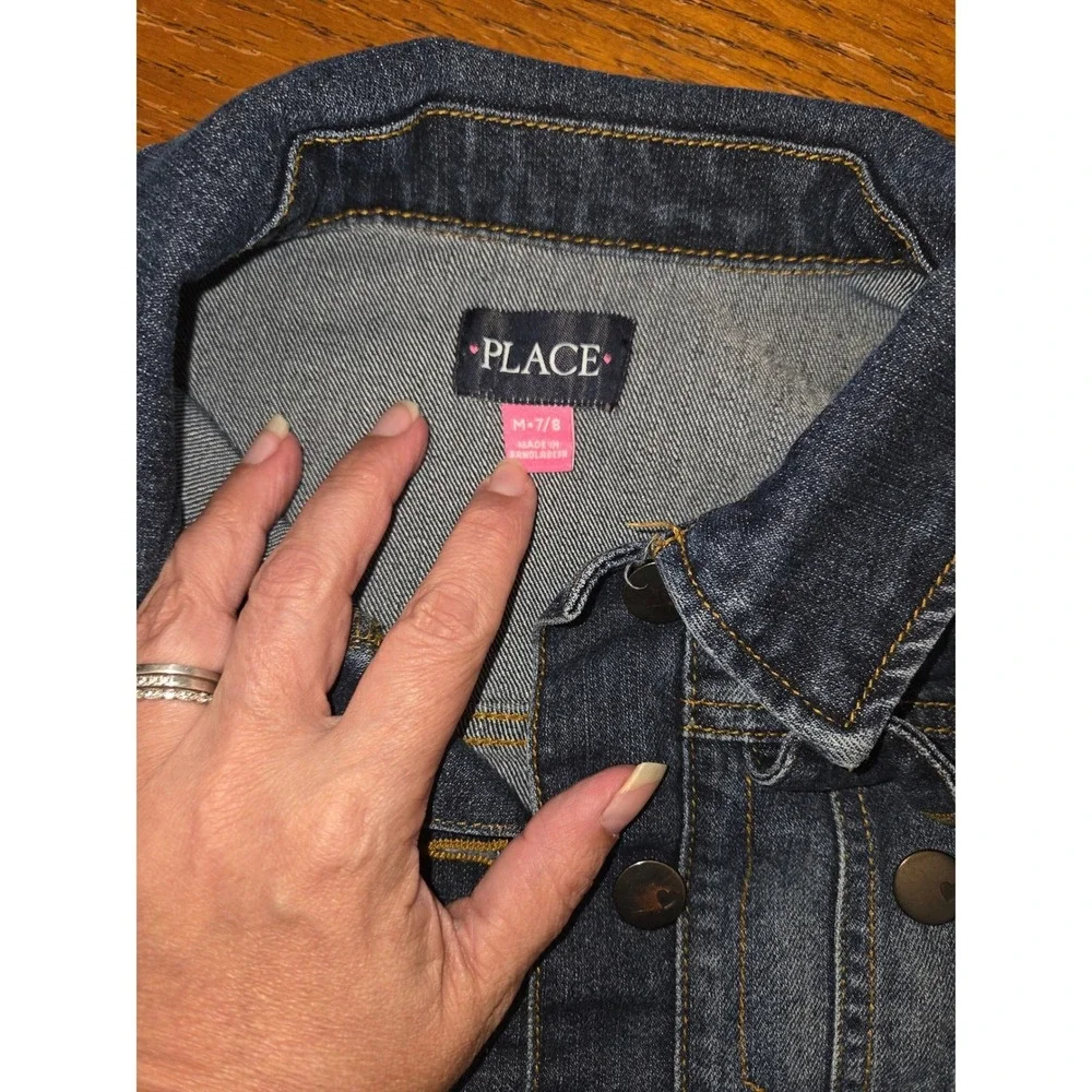 The Children's Place Girls Blue Denim Trucker Jacket Size M 7/8 Heart Buttons